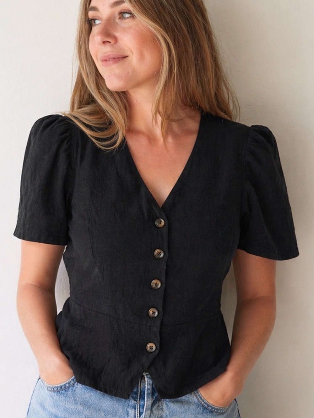 Lily White Black V-Neck Button Down Puff Sleeve Top